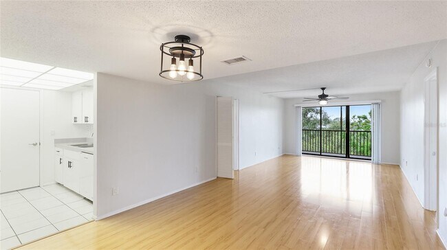 Building Photo - 6124 43rd St W