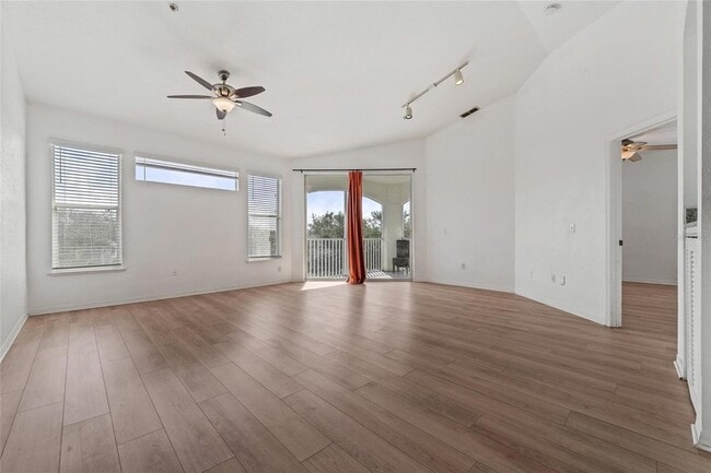 Foto del edificio - 2603 Maitland Crossing Way