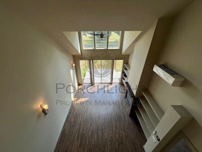 Foto del edificio - 2200 Greenview Cir
