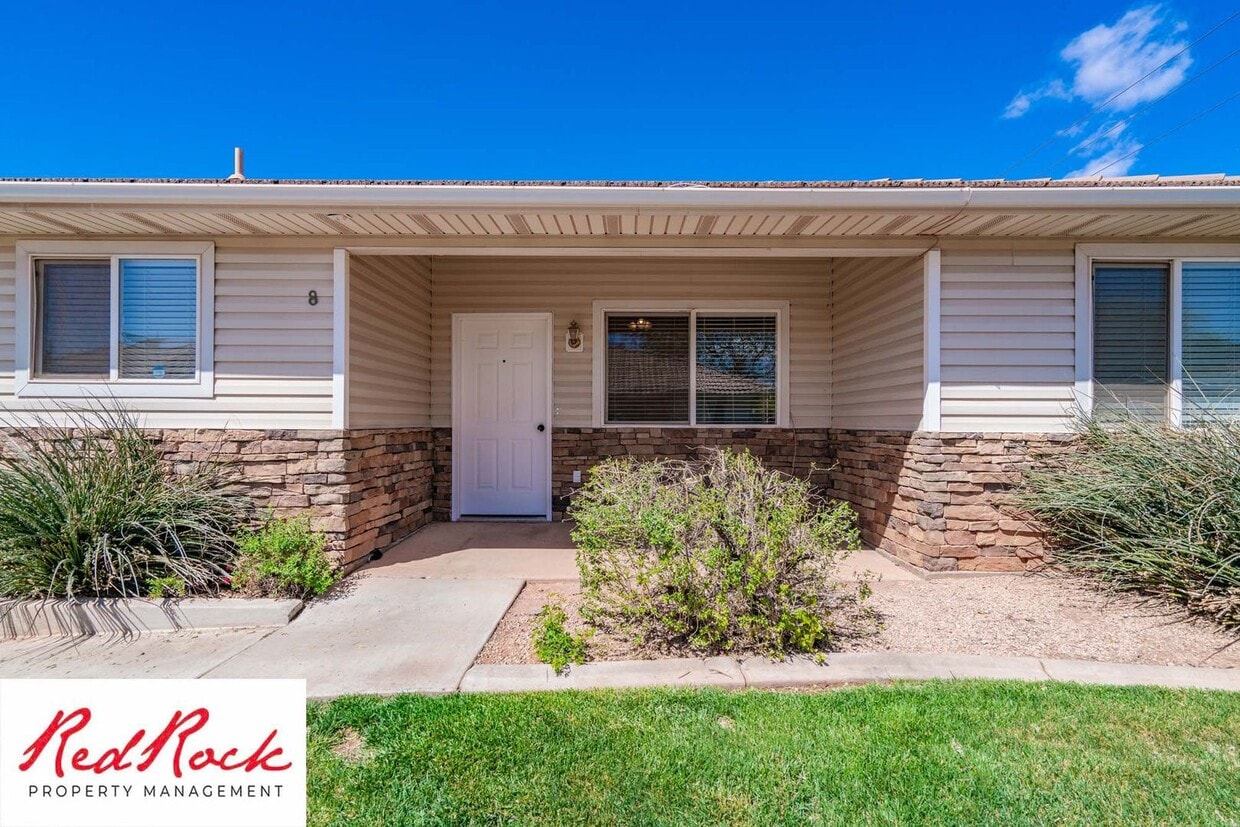 Primary Photo - Spacious 3 Bedroom Home in Ivins!