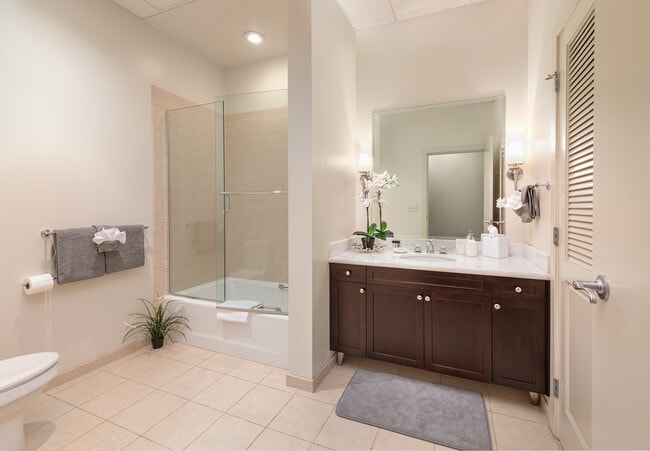 Building Photo - The Cobb