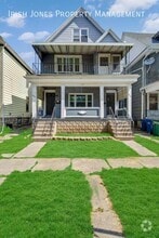 Building Photo - 374 Breckenridge St