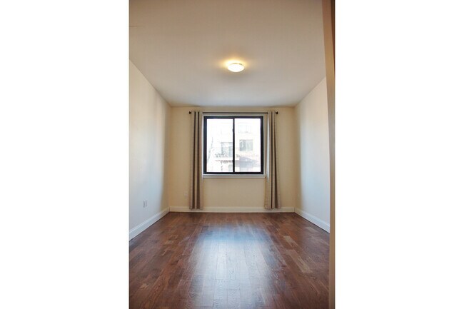 Foto del edificio - 76 Lexington Ave