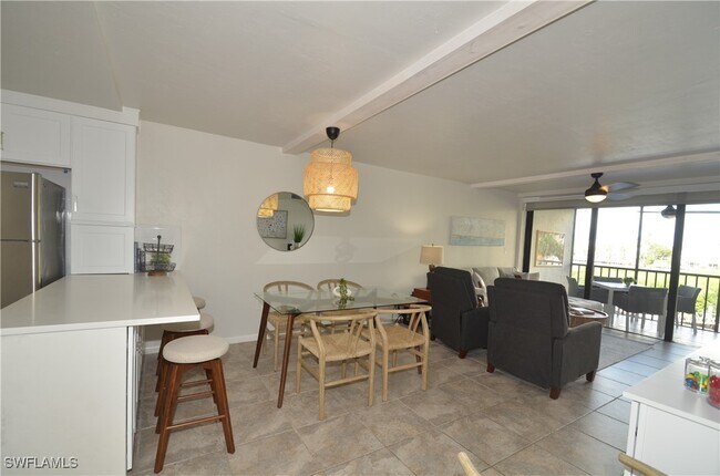 Foto del edificio - 271 Southbay Dr