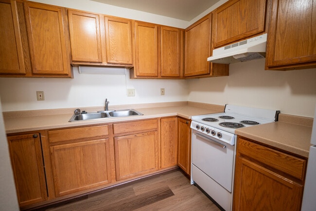 Kitchen - Freedom Ring Apartments