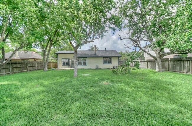 Foto del edificio - 2607 N Brompton Dr