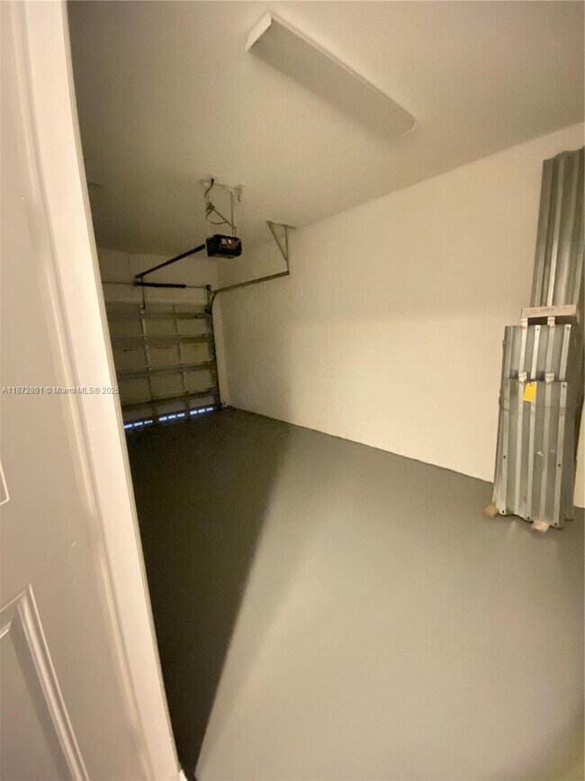 Foto del edificio - 3503 NW 14th Ct