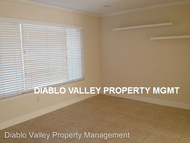 Building Photo - 1178 Spring Valley Cmn