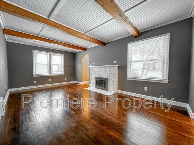Building Photo - 1705 S Northern Blvd