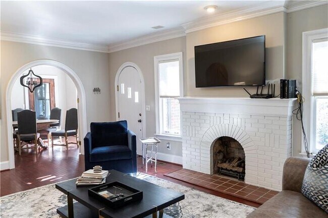 Foto del edificio - 768 Brookridge Dr NE