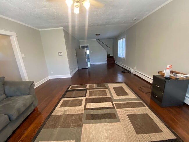 Building Photo - 7659 W Sunset Dr