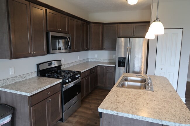 Building Photo - 3684 Merriville Ct