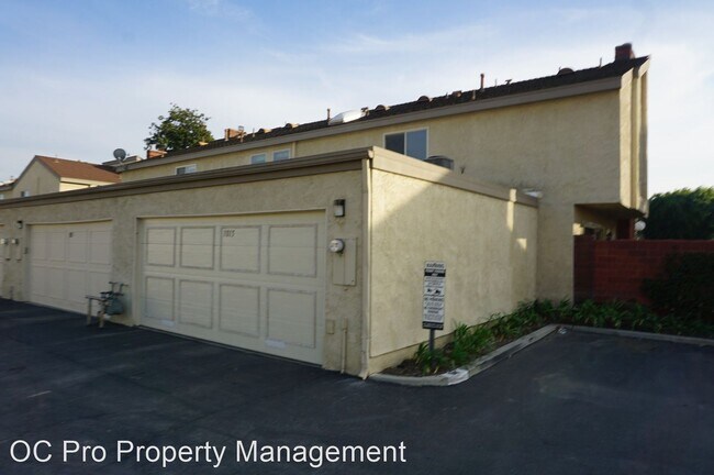 Building Photo - 3 br, 2.5 bath House - 1015 W Orangewood A...