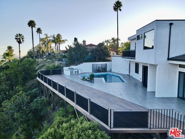 Building Photo - 2260 Apollo Dr