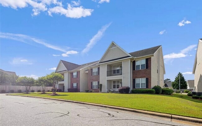 Foto del edificio - 4010 Bardstown Ct