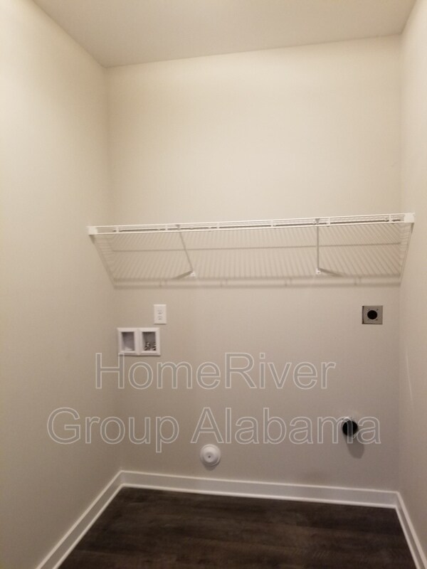 Building Photo - 15584 Tide Water Terrace