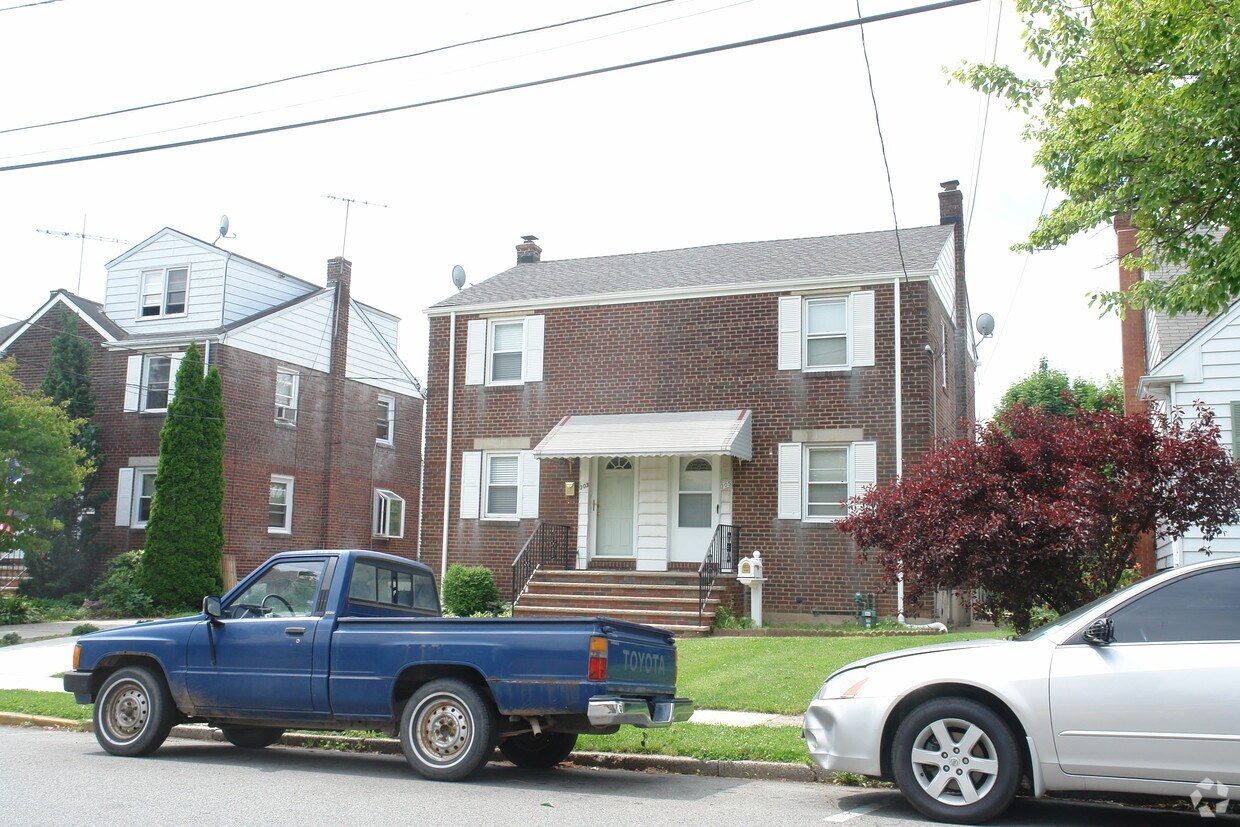 333335 Paderewski Ave, Perth Amboy, NJ 08861 Apartments Perth Amboy