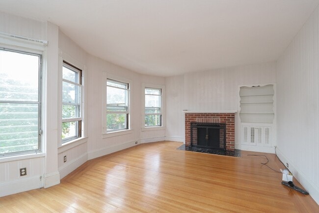 Foto del edificio - 61 Washington Rd
