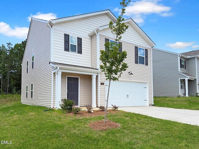 Building Photo - 286 Palm Dr