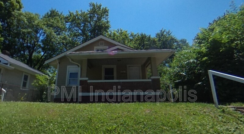 Primary Photo - 2527 E 18th St