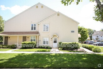 Building Photo - 1801A Sedgefield Dr