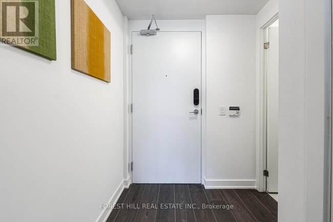 Building Photo - 543 Richmond St W