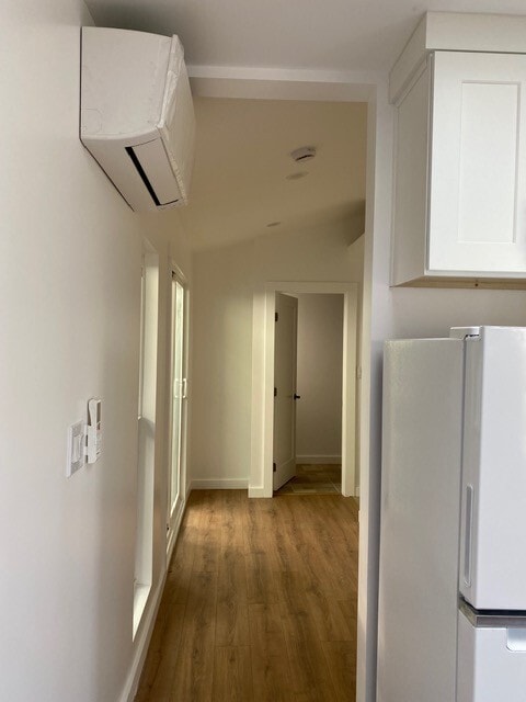 Building Photo - 400 Flint Ave