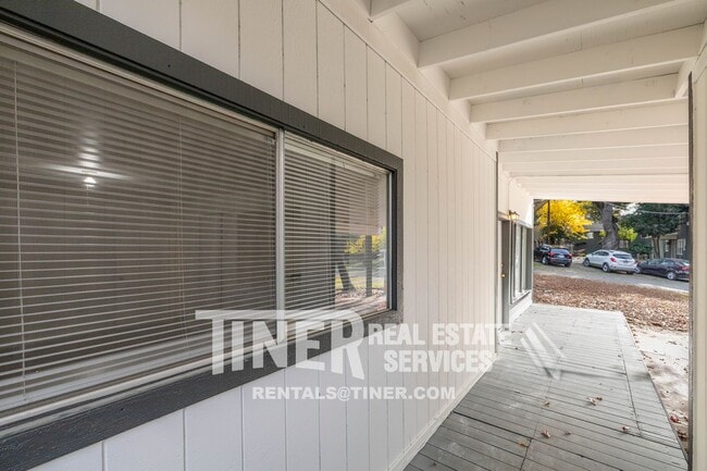 Building Photo - 4910 Gastman Way