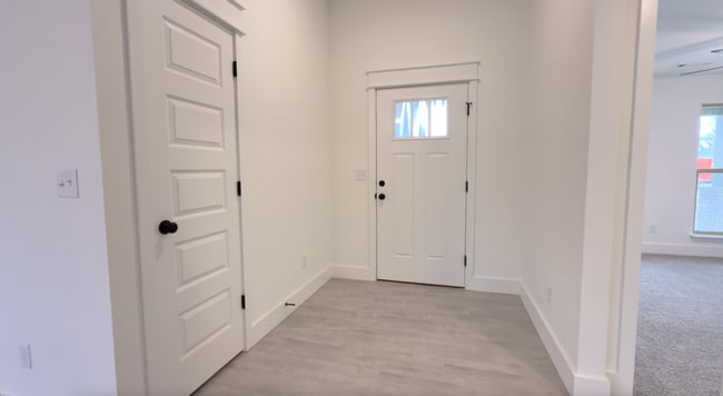 Foto del edificio - 3700 N Wiley Dr