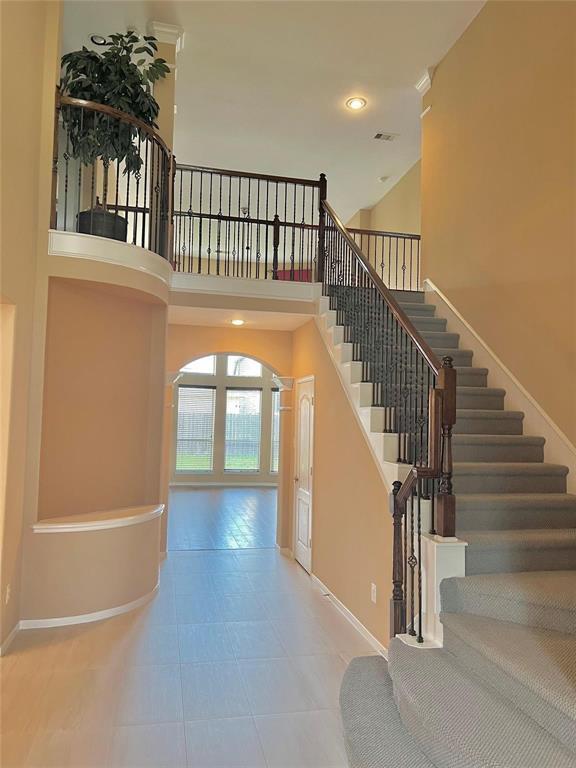 Foto del edificio - 26730 Wolfs Hill Ln