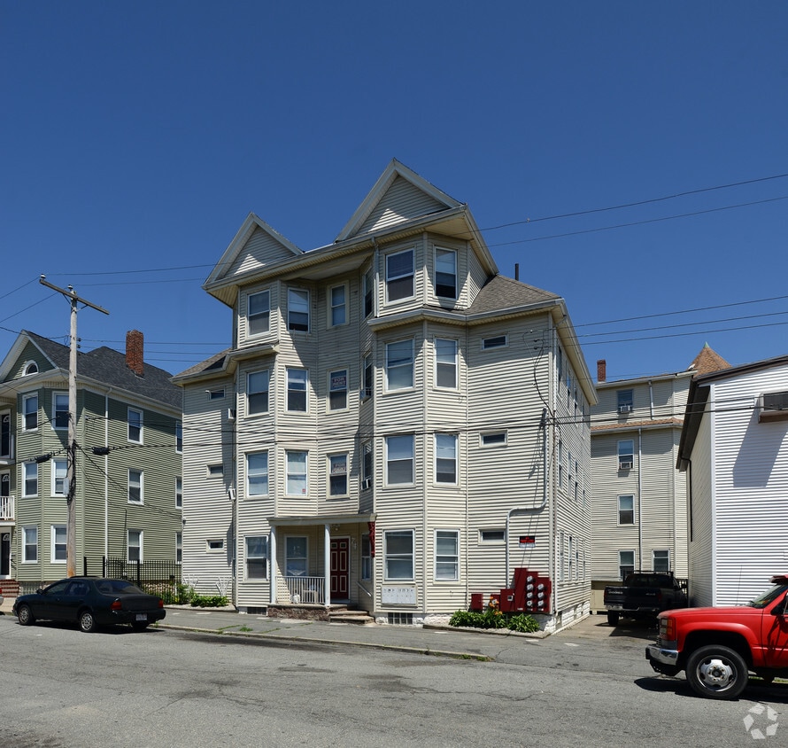 74 Hope St, New Bedford, MA 02745 Apartments in New Bedford, MA