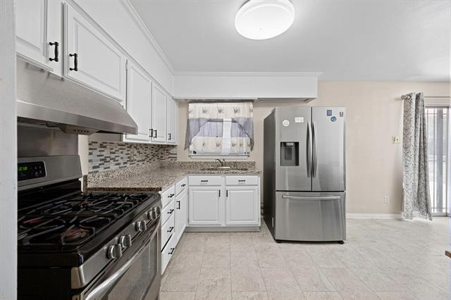 Foto del edificio - 7215 Wilcox Dr