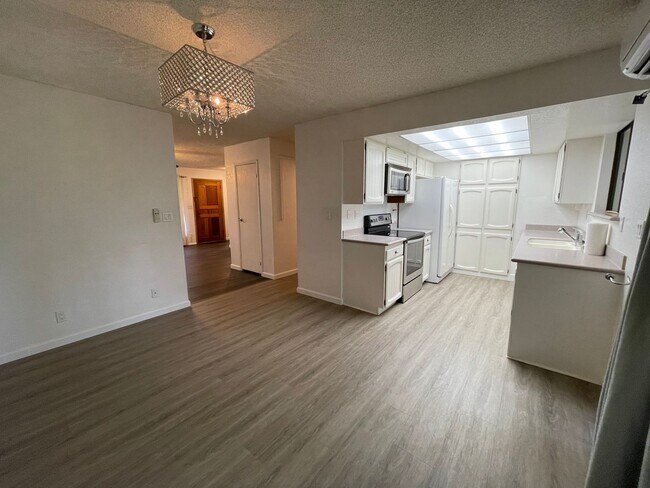 Building Photo - Wailuna - 3 Bedroom/2.5 Bathroom/2 Prkg - ...