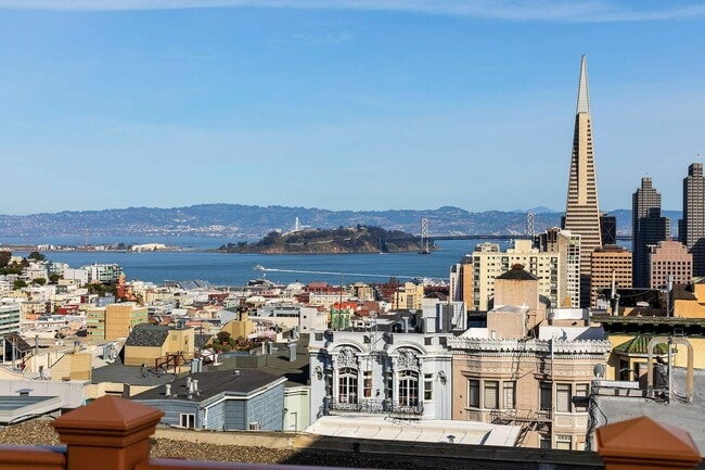 Photo - 1230 Clay St Apartment