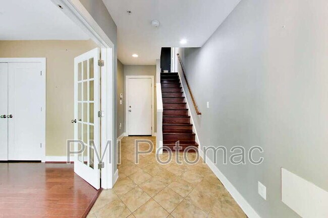 Foto del edificio - 5600 45th Ave