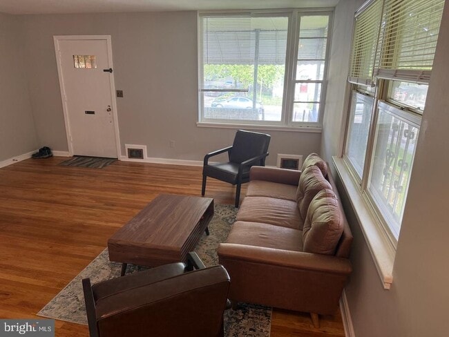 Building Photo - 5032 Sargent Rd NE