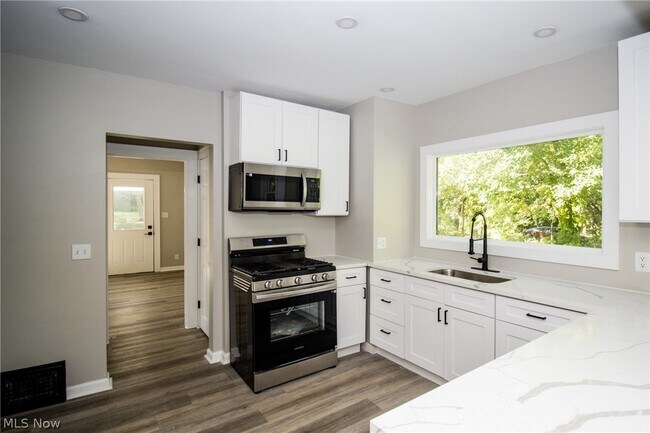 Building Photo - 29396 Detroit Rd