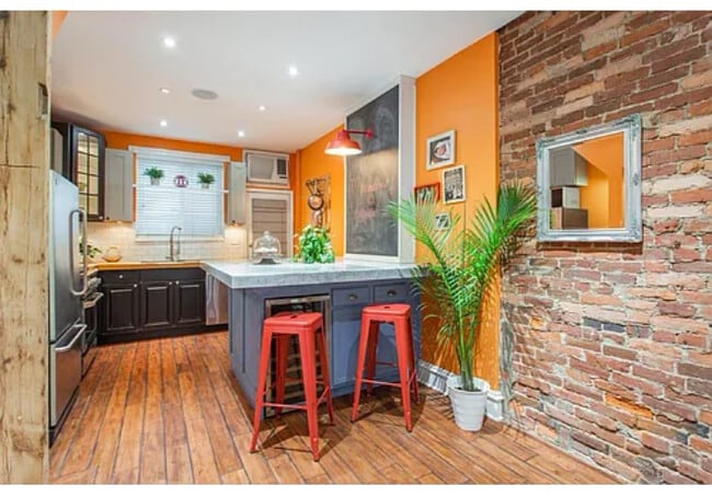 Foto del edificio - 823 S Hutchinson St