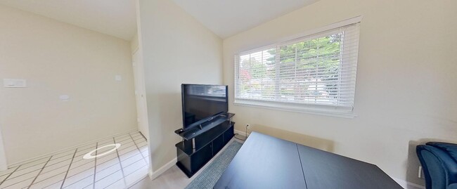 Foto del edificio - 22565 Norwood Dr
