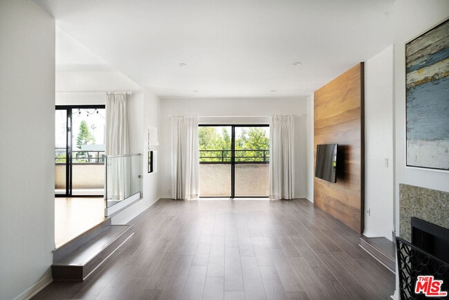 Foto del edificio - 817 10th St