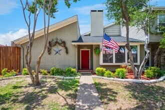 Building Photo - 2029 Whippoorwill Ln