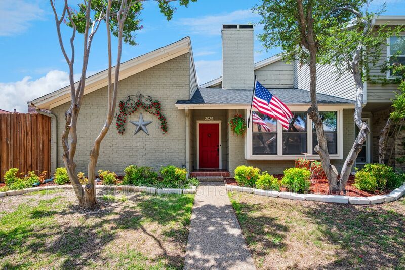 Foto principal - 2029 Whippoorwill Ln