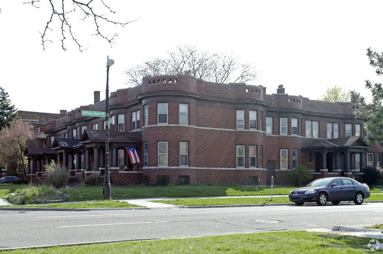 Building Photo - 4742-4754 Anthony Wayne Dr