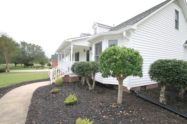Building Photo - Exclusively Offered by Muse Realty, LLC