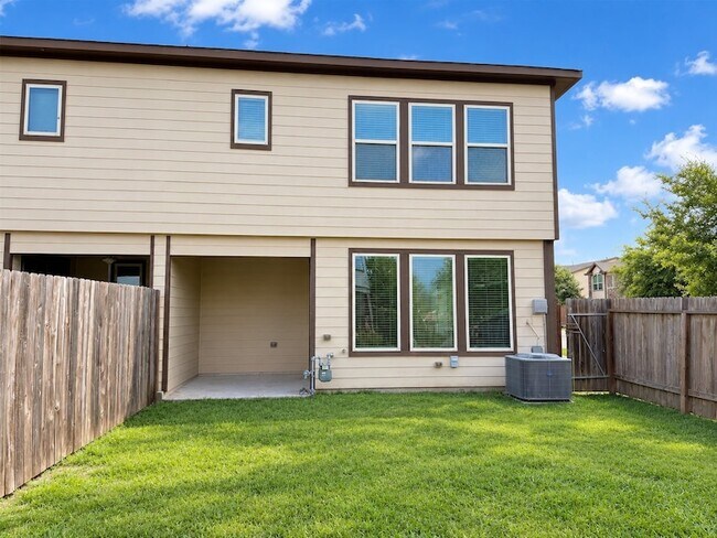 Building Photo - 3422 Orchard Bridge Lane