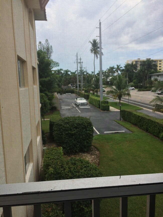 Building Photo - 1100 Gulf Shore Blvd N