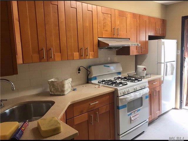 Foto del edificio - 8663 85th St