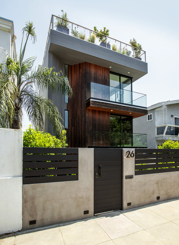 Foto principal - 26 30th Ave