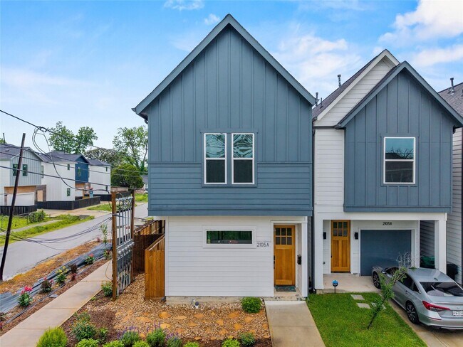 Building Photo - 2105 Sam Wilson St