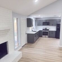 Building Photo - 12626 Havenrock Dr